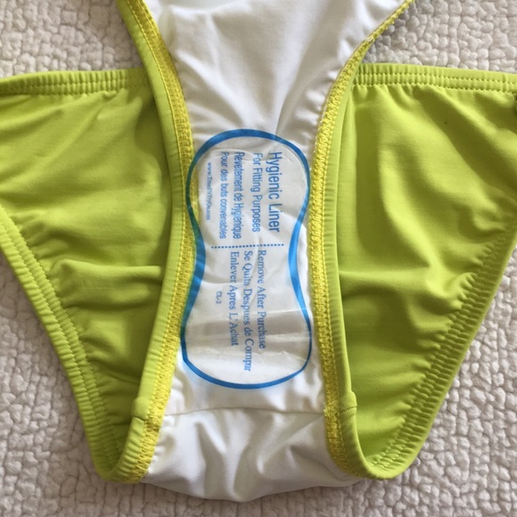 Bikini 👙 - Picture 3 of 6